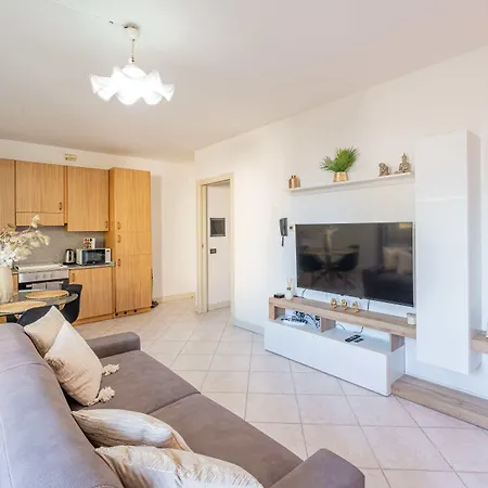 Desenzanino Lakeside - 1 Min From The Desenzano del Garda